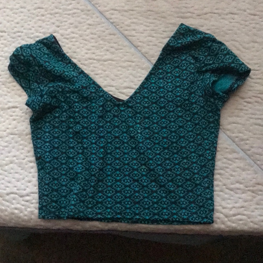 Crop top